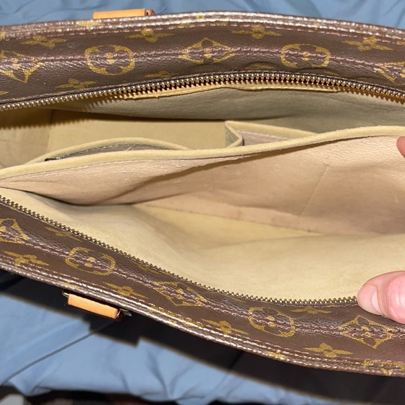 Louis Vuitton tote - Picture 5 of 7